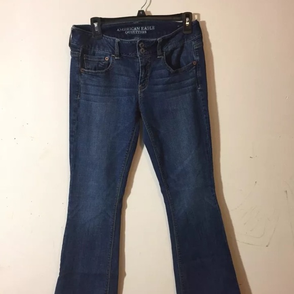 American Eagle Outfitters Pants - American eagle outfitter jeans size 8 low-rise American Eagle Outfitters Pants - American eagle outfitter jeans size 8 low-rise